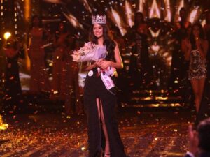 Nandini Gupta 19 year old girl crowned, Miss India 2023